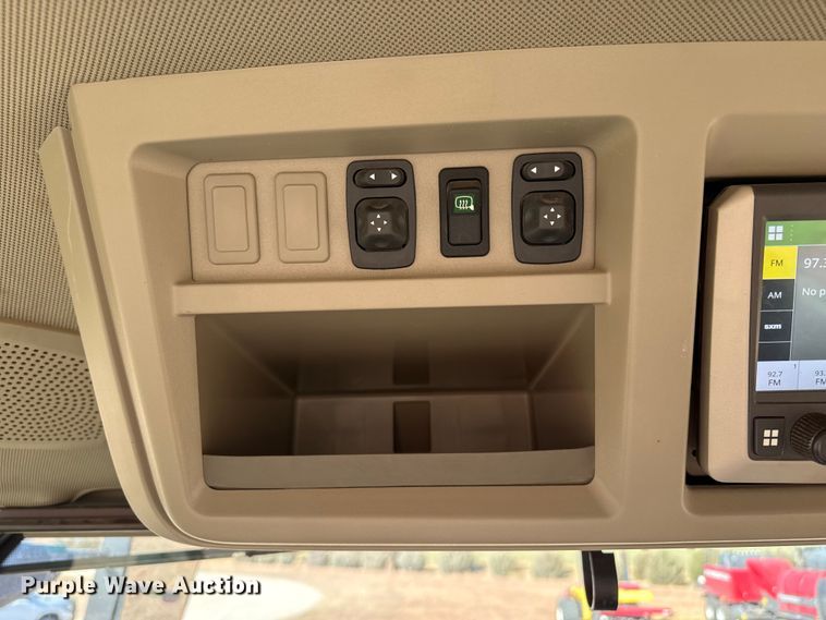 image for item EP2528 2021 John Deere 8R 370 MFWD tractor