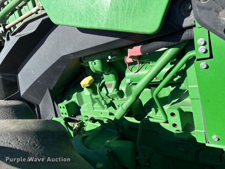 image for item EP2528 2021 John Deere 8R 370 MFWD tractor