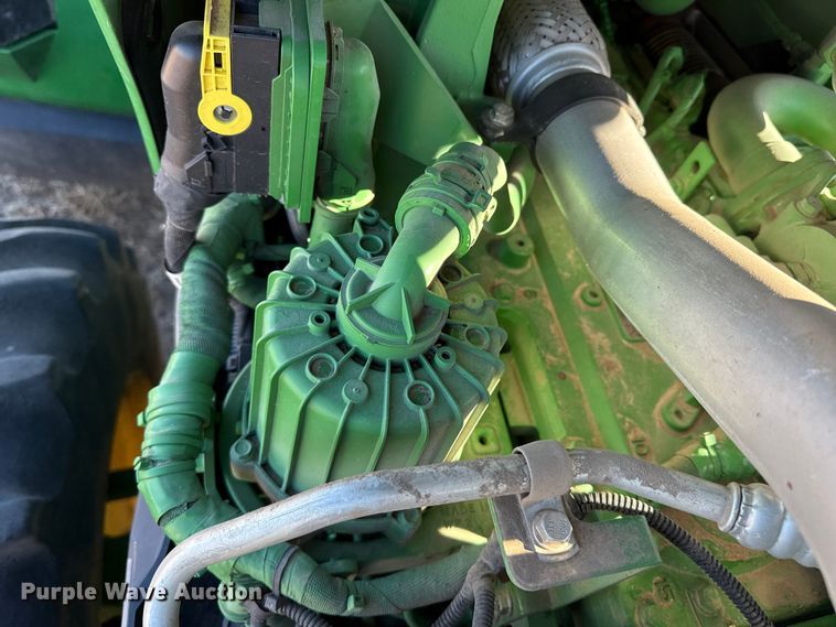 image for item EP2528 2021 John Deere 8R 370 MFWD tractor