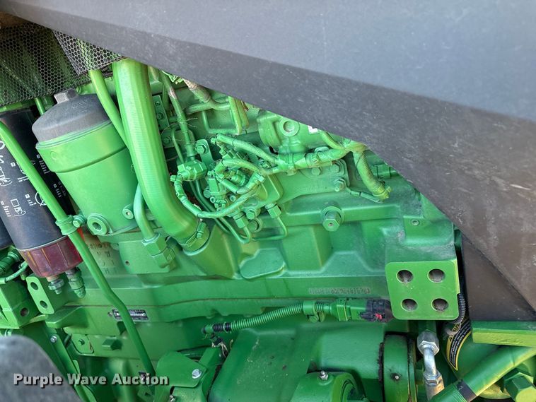 image for item EP2528 2021 John Deere 8R 370 MFWD tractor