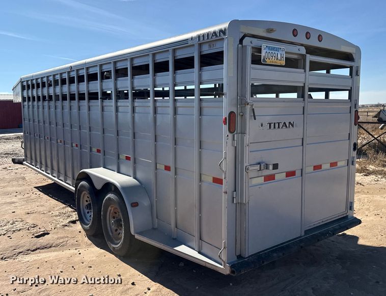 image for item EP2542 2013 Titan DR4247 livestock trailer