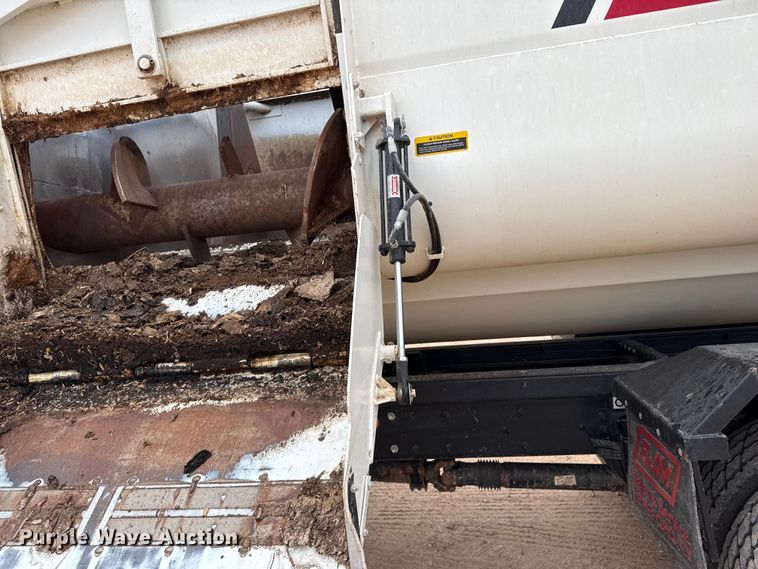 image for item EP2579 2024 Kenworth T480 feed mixer truck