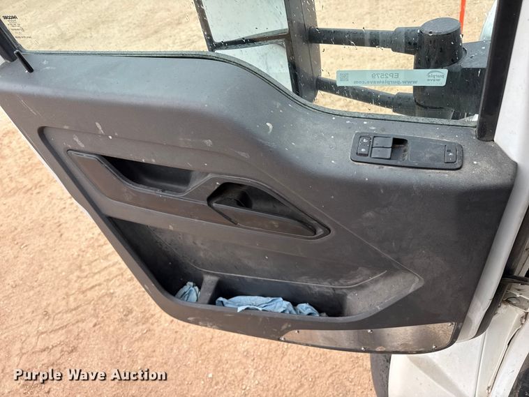 image for item EP2579 2024 Kenworth T480 feed mixer truck