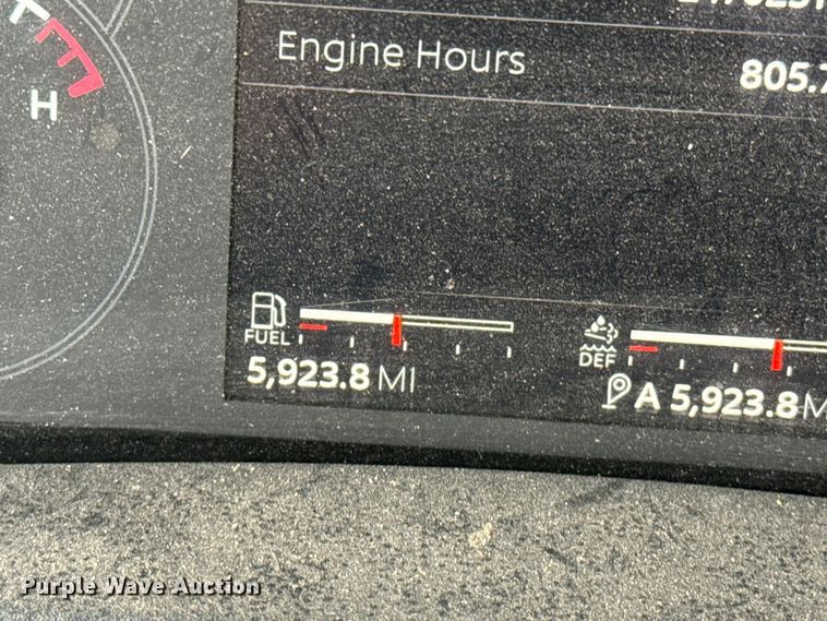 image for item EP2579 2024 Kenworth T480 feed mixer truck