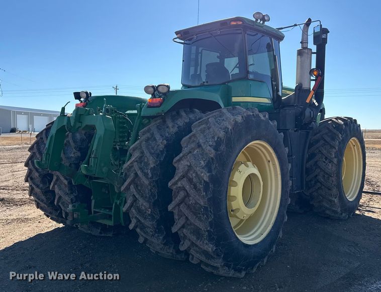 image for item EP2624 2007 John Deere 9330 4WD tractor
