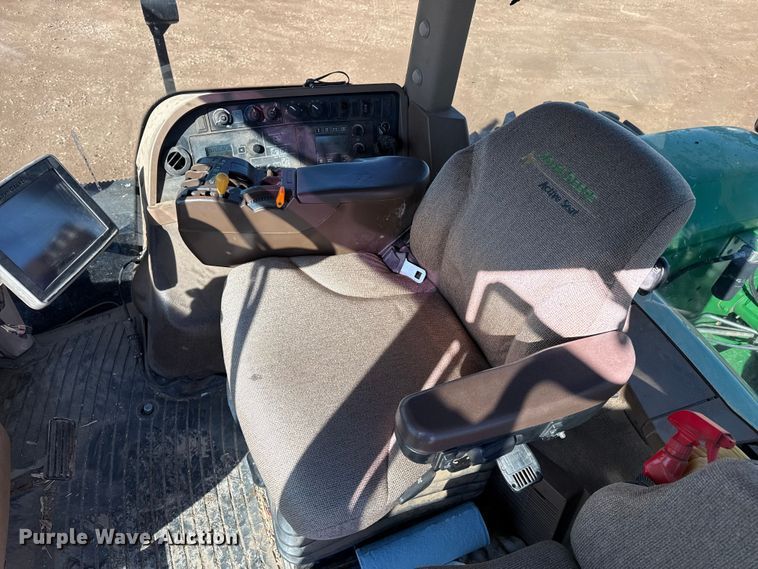 image for item EP2624 2007 John Deere 9330 4WD tractor