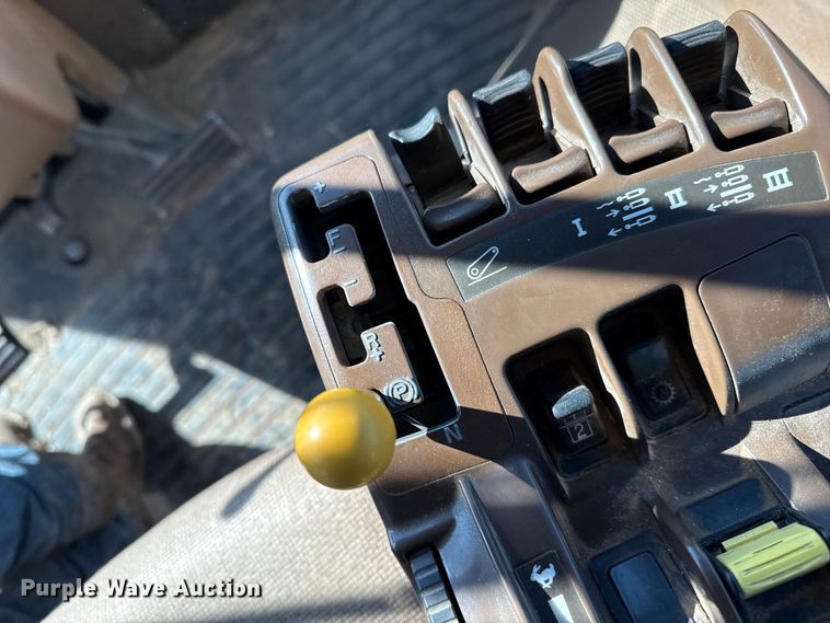 image for item EP2624 2007 John Deere 9330 4WD tractor