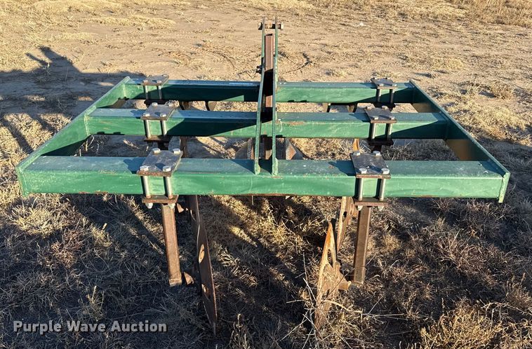 image for item EP2627 Pivot track tiller