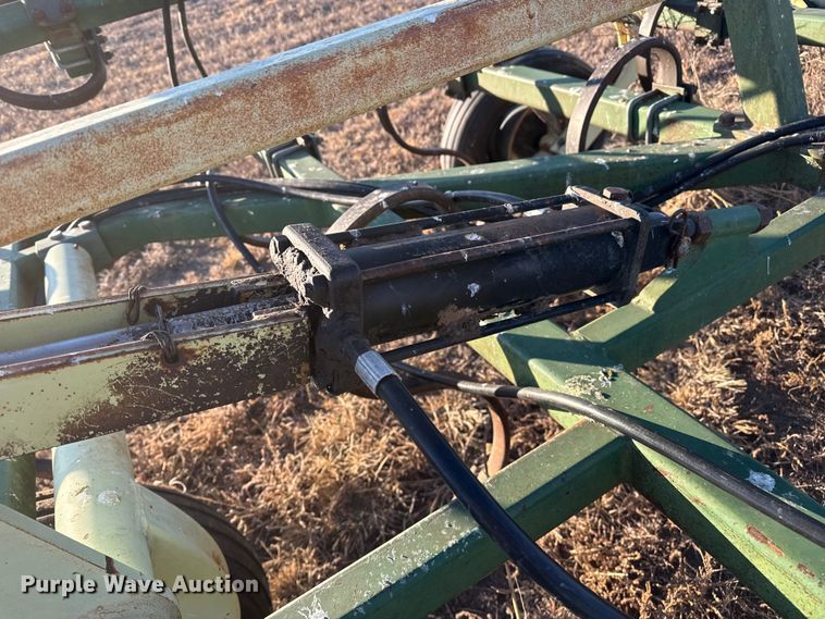 image for item EP2628 Flex King 3432 field cultivator