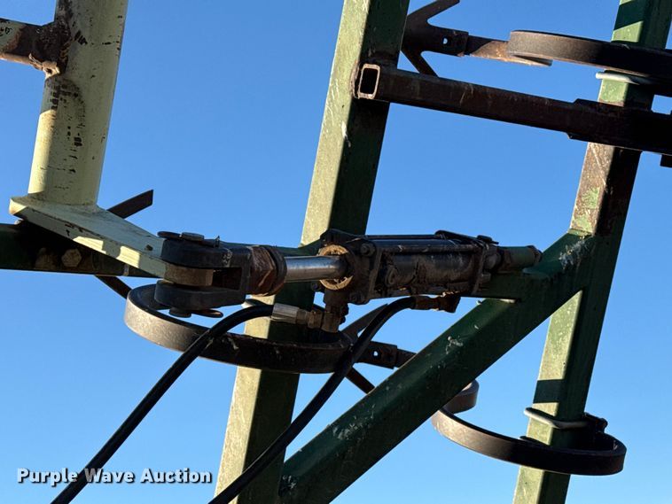 image for item EP2628 Flex King 3432 field cultivator