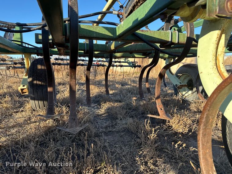 image for item EP2628 Flex King 3432 field cultivator