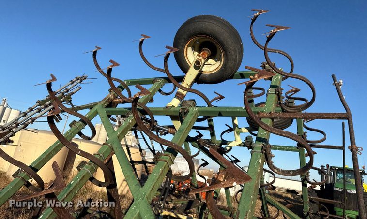 image for item EP2628 Flex King 3432 field cultivator