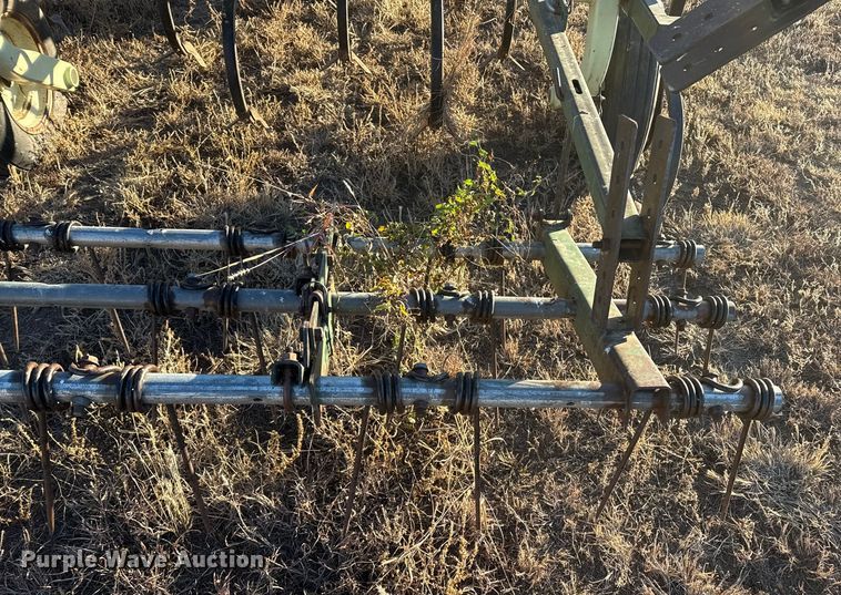 image for item EP2628 Flex King 3432 field cultivator