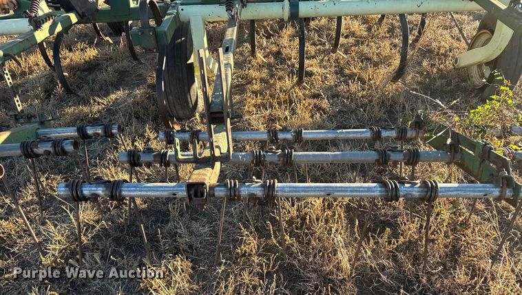 image for item EP2628 Flex King 3432 field cultivator