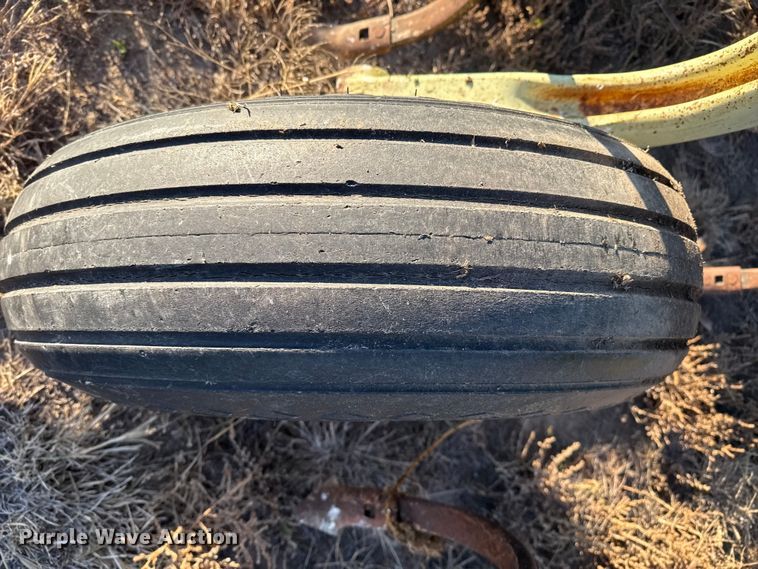 image for item EP2628 Flex King 3432 field cultivator