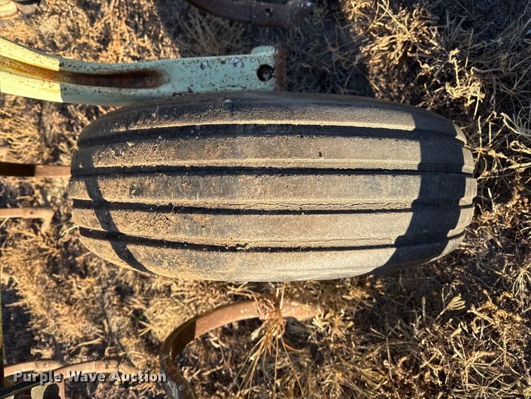 image for item EP2628 Flex King 3432 field cultivator