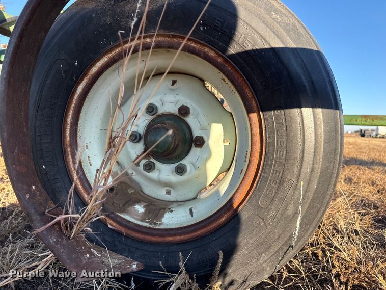 image for item EP2628 Flex King 3432 field cultivator