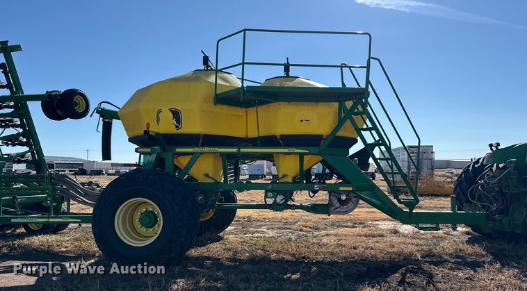 image for item EP2635 2008 John Deere 1890 air seeder