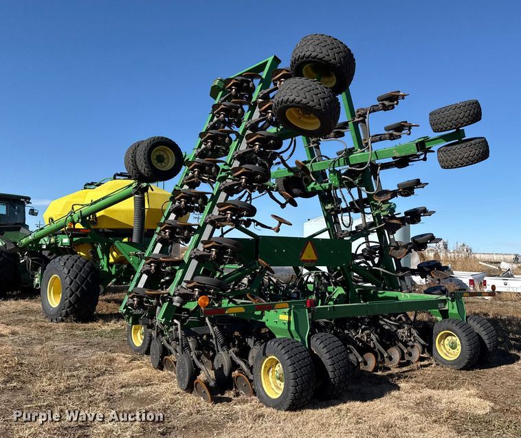 image for item EP2635 2008 John Deere 1890 air seeder