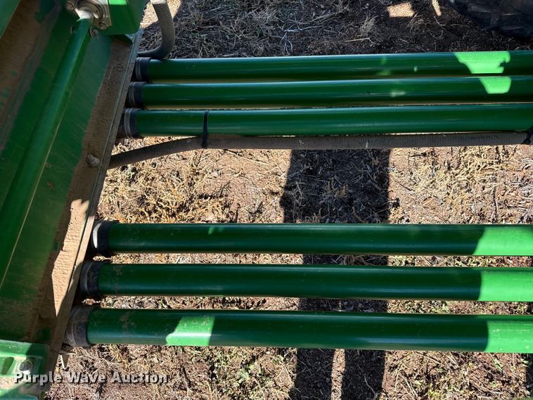 image for item EP2635 2008 John Deere 1890 air seeder