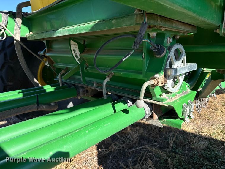 image for item EP2635 2008 John Deere 1890 air seeder