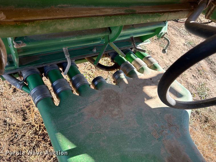 image for item EP2635 2008 John Deere 1890 air seeder