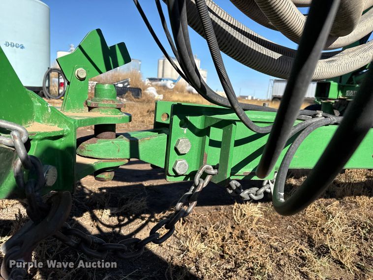 image for item EP2635 2008 John Deere 1890 air seeder