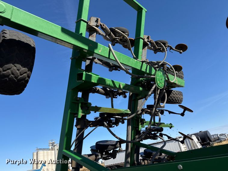 image for item EP2635 2008 John Deere 1890 air seeder