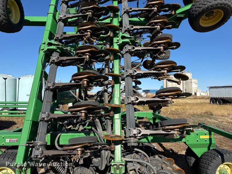 image for item EP2635 2008 John Deere 1890 air seeder