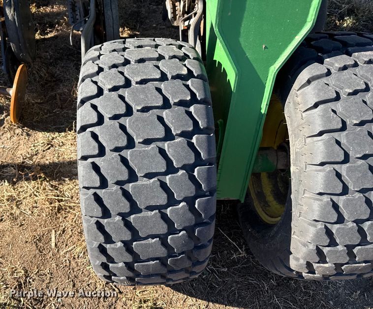 image for item EP2635 2008 John Deere 1890 air seeder