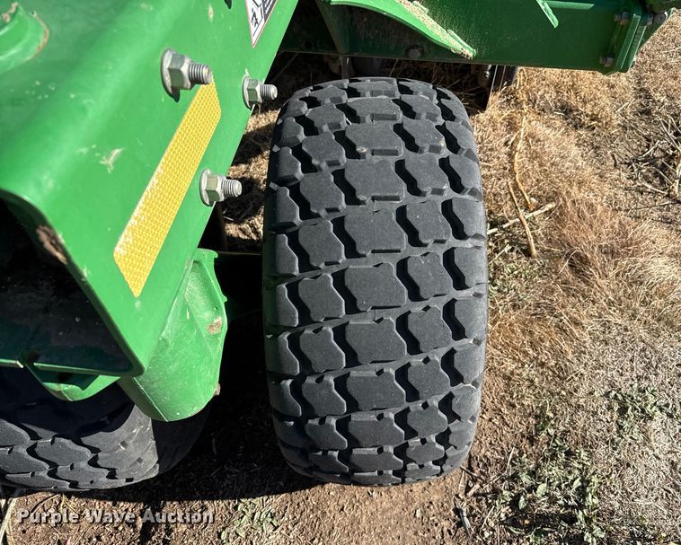 image for item EP2635 2008 John Deere 1890 air seeder