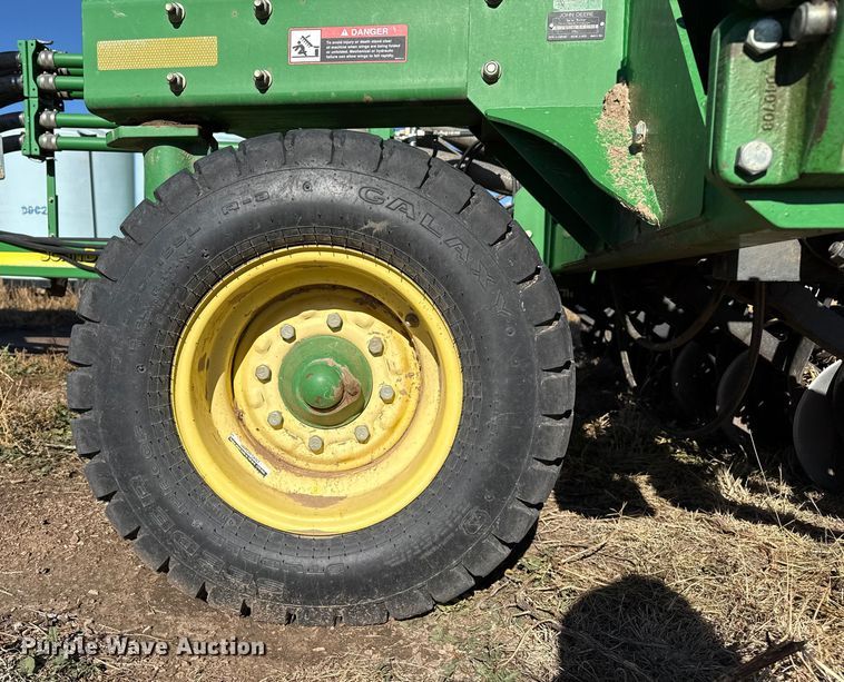 image for item EP2635 2008 John Deere 1890 air seeder