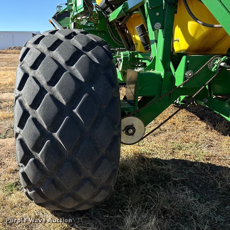 image for item EP2635 2008 John Deere 1890 air seeder