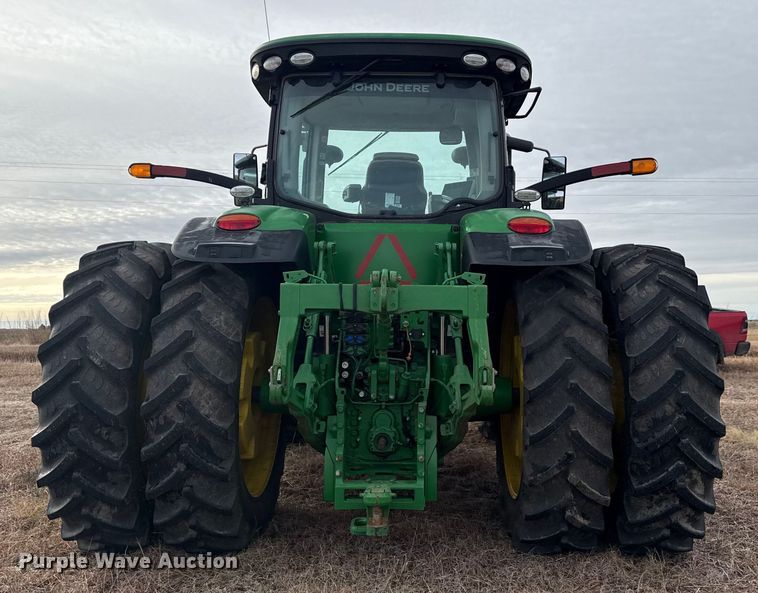 image for item EP2640 2019 John Deere 8245R MFWD tractor