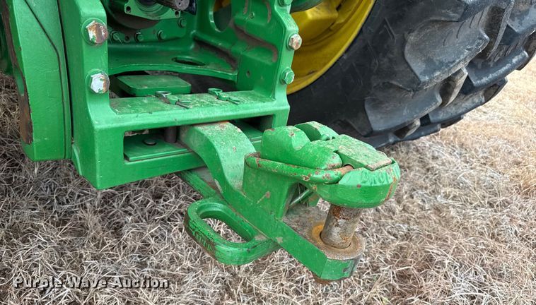 image for item EP2640 2019 John Deere 8245R MFWD tractor