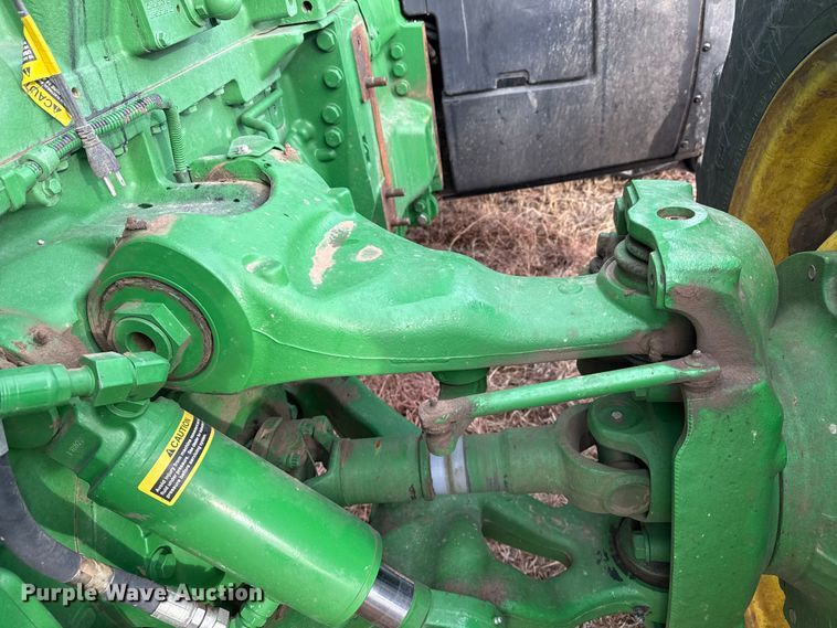 image for item EP2640 2019 John Deere 8245R MFWD tractor