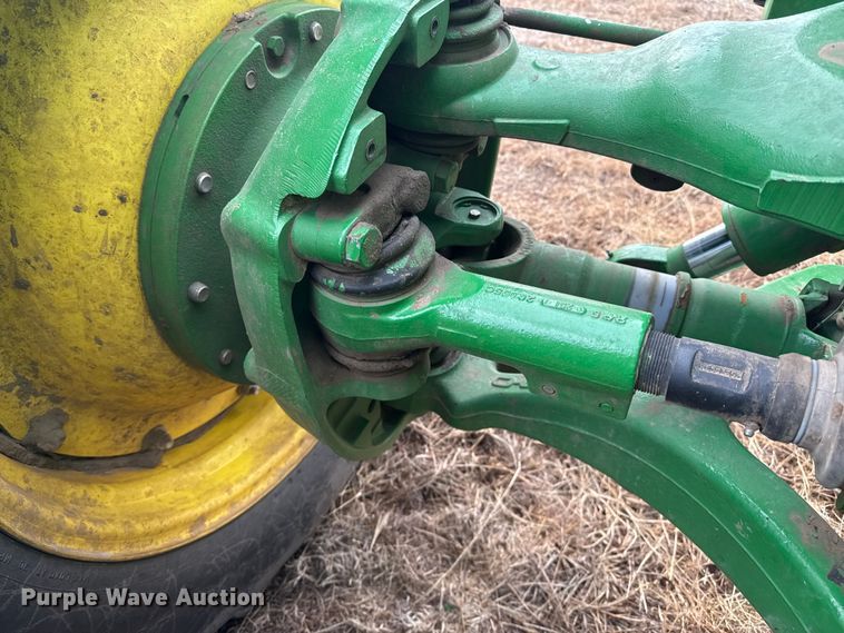 image for item EP2640 2019 John Deere 8245R MFWD tractor