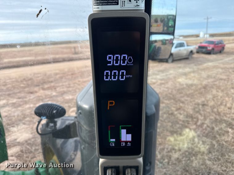 image for item EP2640 2019 John Deere 8245R MFWD tractor