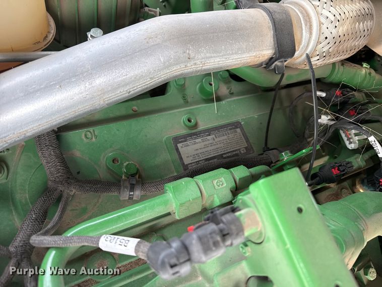 image for item EP2640 2019 John Deere 8245R MFWD tractor