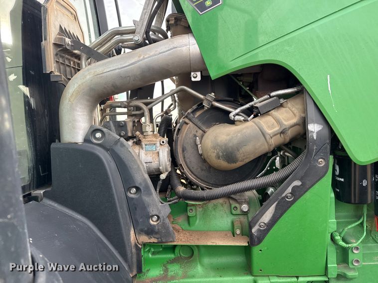 image for item EP2640 2019 John Deere 8245R MFWD tractor