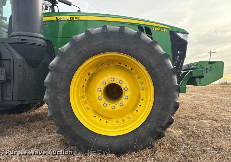 image for item EP2640 2019 John Deere 8245R MFWD tractor