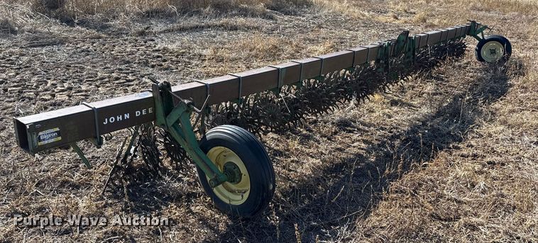 image for item EP2644 John Deere 400 rotary hoe