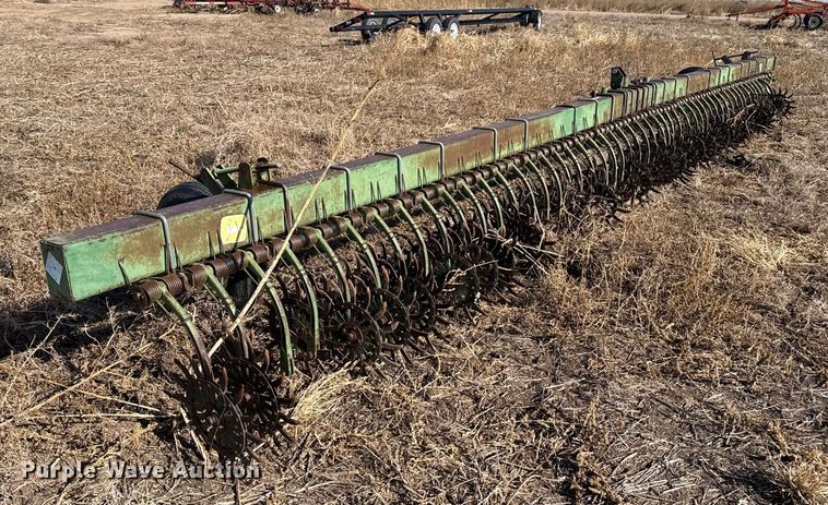 image for item EP2644 John Deere 400 rotary hoe