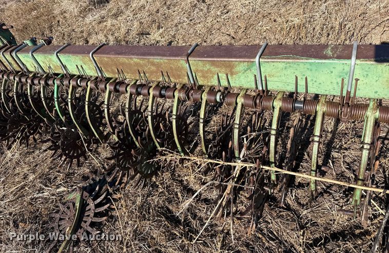 image for item EP2644 John Deere 400 rotary hoe