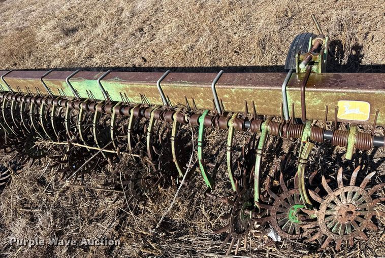 image for item EP2644 John Deere 400 rotary hoe