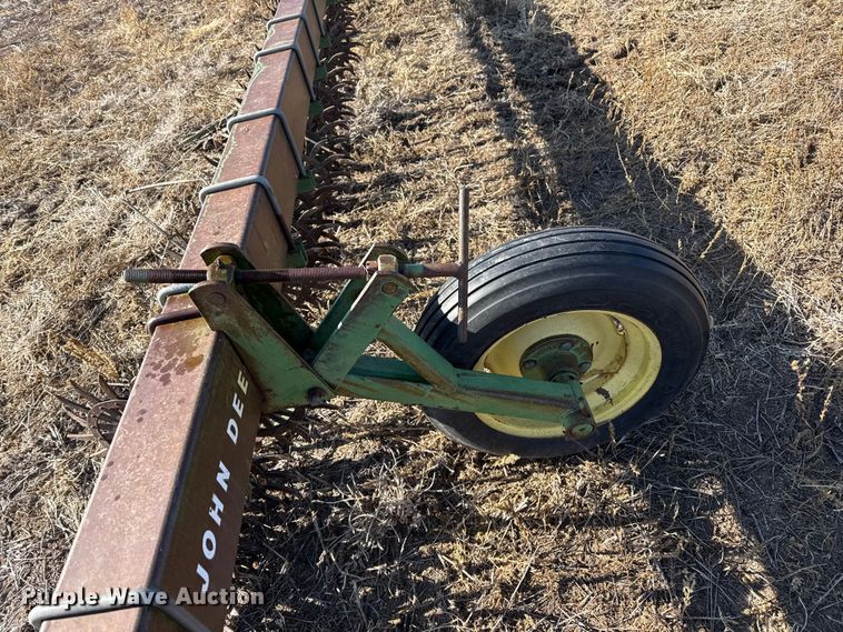 image for item EP2644 John Deere 400 rotary hoe