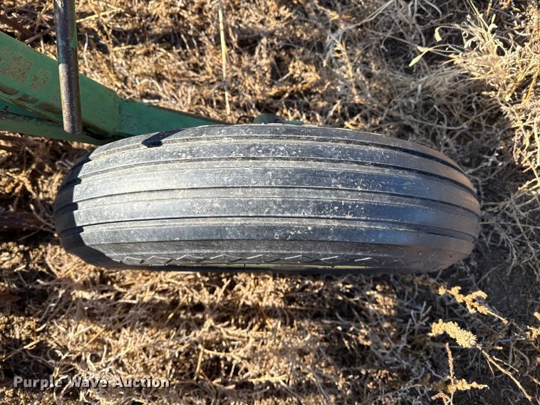 image for item EP2644 John Deere 400 rotary hoe