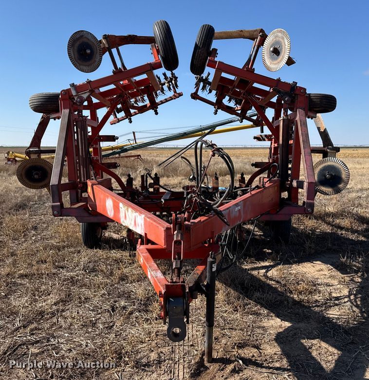 image for item EP2646 Sunflower sweep plow