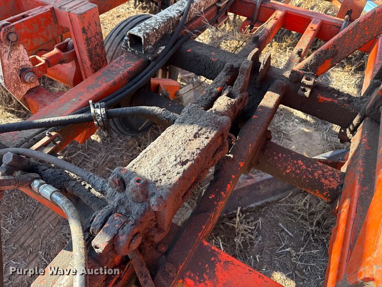 image for item EP2646 Sunflower sweep plow