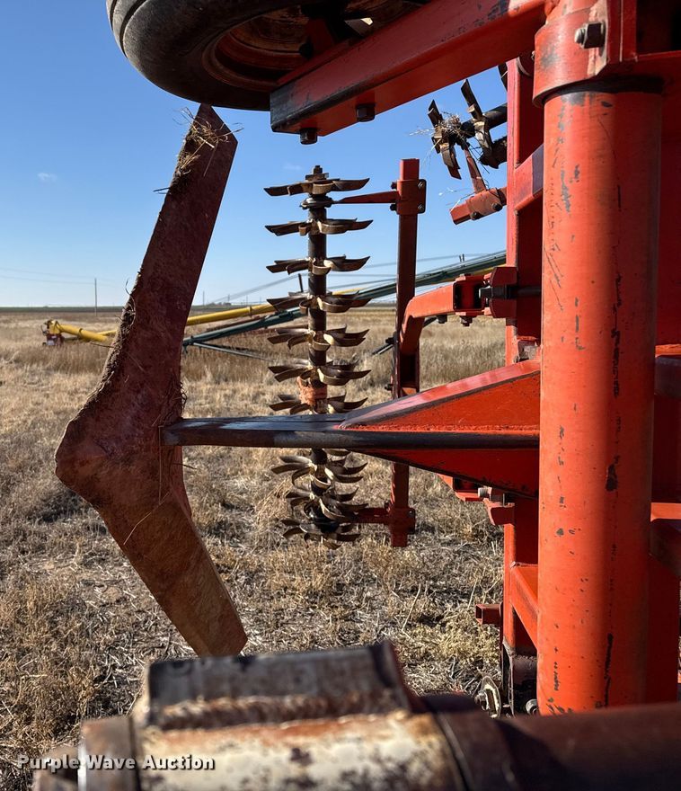 image for item EP2646 Sunflower sweep plow